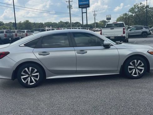 Used 2026 Honda Civic LX image 9