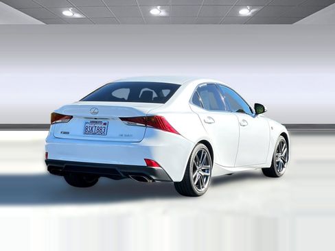 Used 2017 Lexus IS 350 F Sport image 9