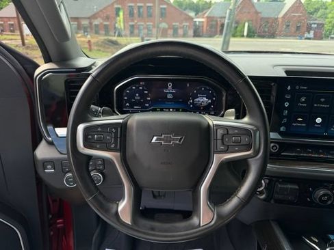 Used 2025 Chevrolet Silverado 1500 RST w/ Convenience Package II AWD/4WD image 17