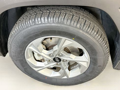 Used 2024 Hyundai Tucson SEL image 11