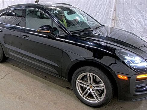 Used 2022 Porsche Macan AWD/4WD image 47