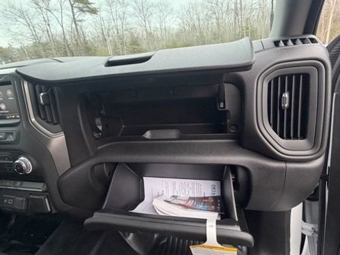 New 2026 GMC Sierra 3500 Pro w/ Convenience Package image 17