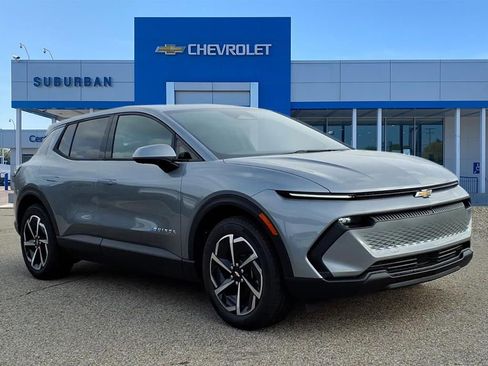 New 2026 Chevrolet Equinox EV LT image 3