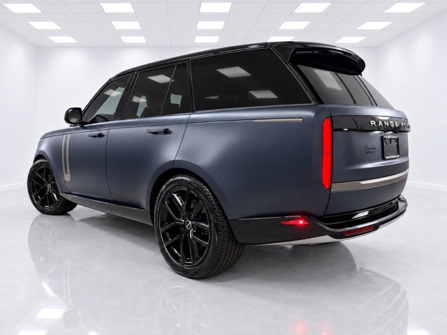 Used 2024 Land Rover Range Rover SE AWD/4WD image 5