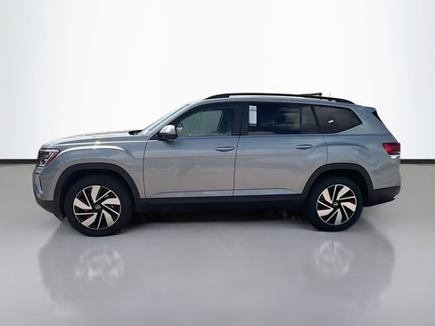 Used 2024 Volkswagen Atlas SE image 6