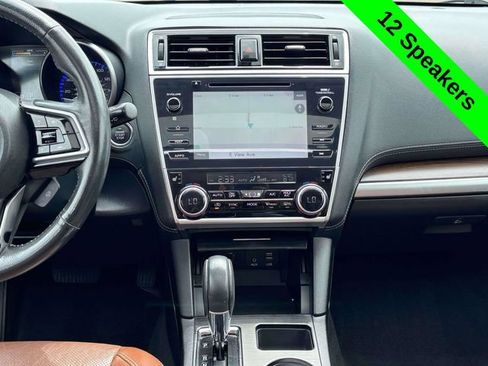 Used 2018 Subaru Outback 3.6R Touring AWD/4WD image 33