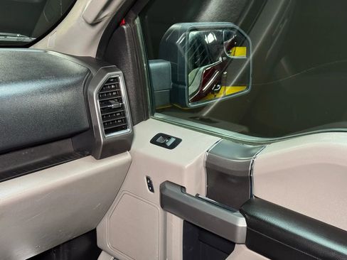 Used 2017 Ford F150 XLT w/ Equipment Group 302A Luxury image 23