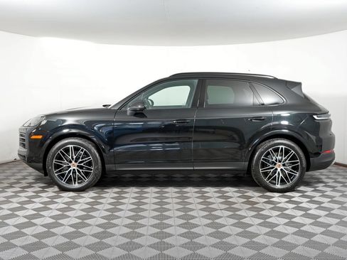 New 2026 Porsche Cayenne AWD/4WD image 2