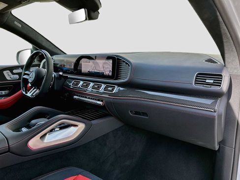 Used 2026 Mercedes-Benz GLE 63 AMG S image 30