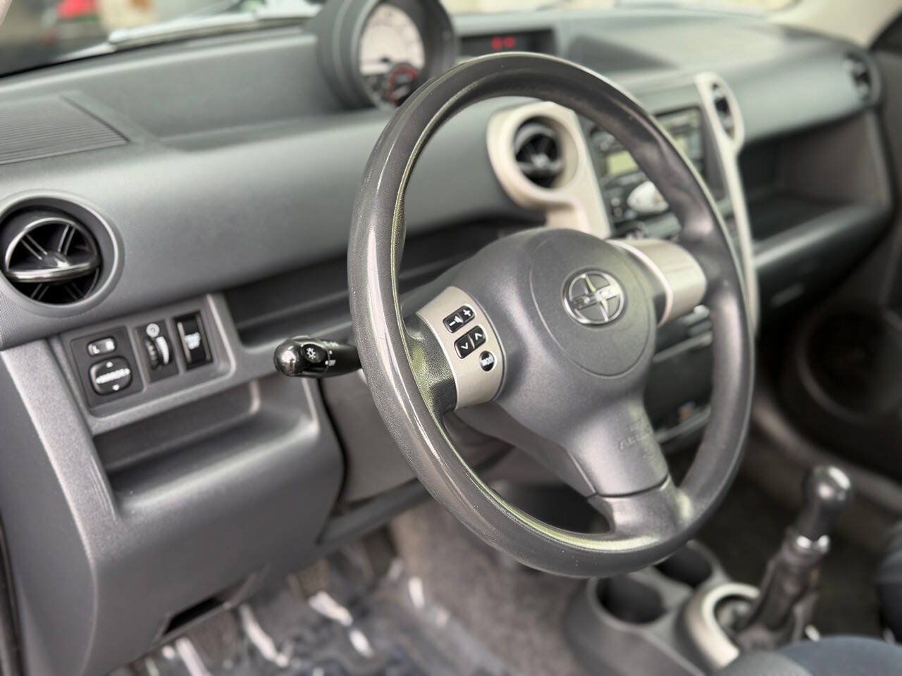 Used 2006 Scion xB FWD image 8