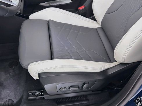 New 2026 BMW X1 xDrive28i w/ Technology Package AWD/4WD image 20