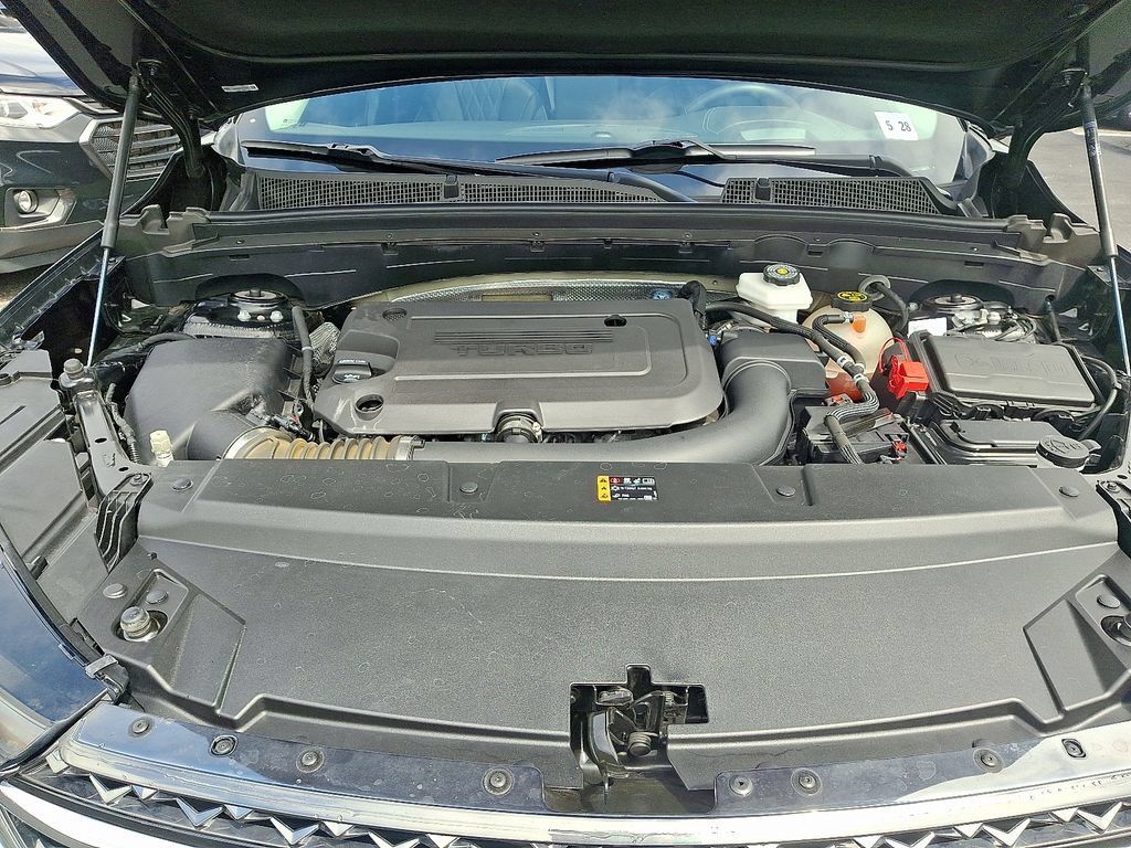 Certified 2023 Buick Envision Avenir AWD/4WD image 29