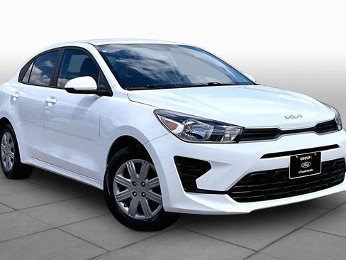 Used 2023 Kia Rio LX FWD image 3