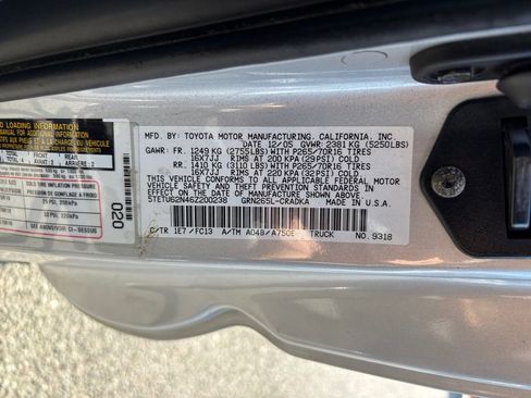 Used 2006 Toyota Tacoma PreRunner RWD image 25