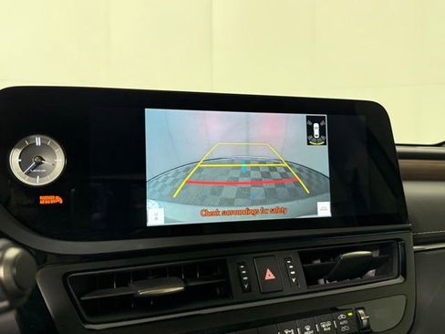 Used 2025 Lexus ES 300h w/ Premium Package image 20