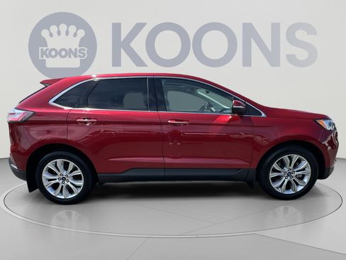 Used 2020 Ford Edge Titanium w/ Equipment Group 301A AWD/4WD image 12
