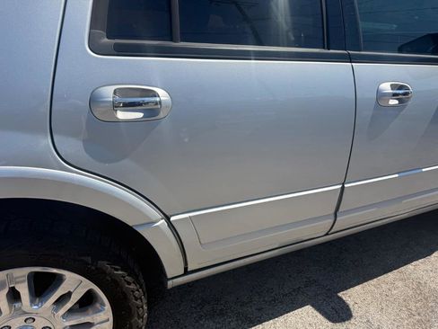 Used 2012 Ford Expedition Limited AWD/4WD image 5
