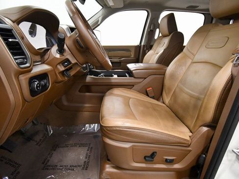 Used 2024 RAM 2500 Limited image 15