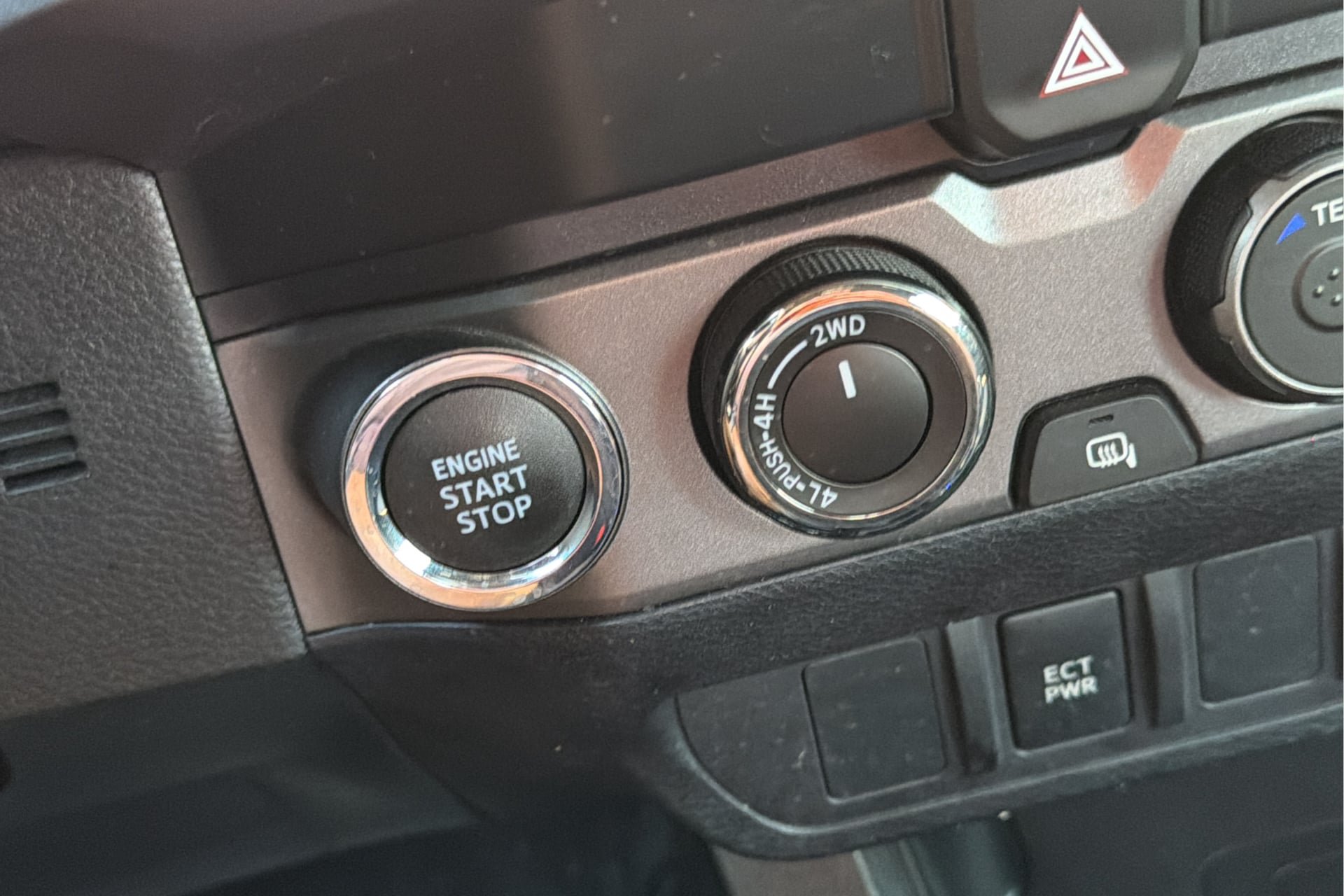 Used 2021 Toyota Tacoma TRD Off-Road AWD/4WD image 24