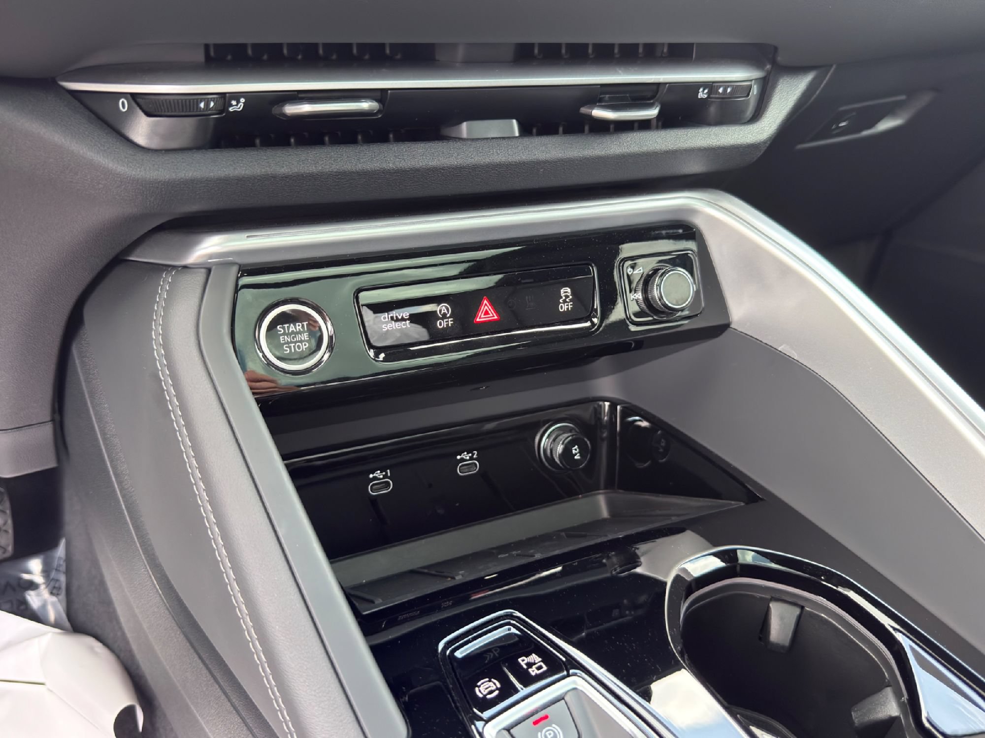 Certified 2025 Audi Q5 Premium w/ Premium Plus AWD/4WD image 17