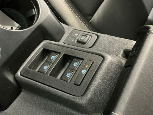 New 2025 Ford Bronco Outer Banks w/ Sasquatch Package image 22