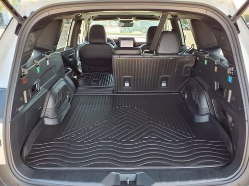 New 2026 Subaru Outback Limited AWD/4WD image 9