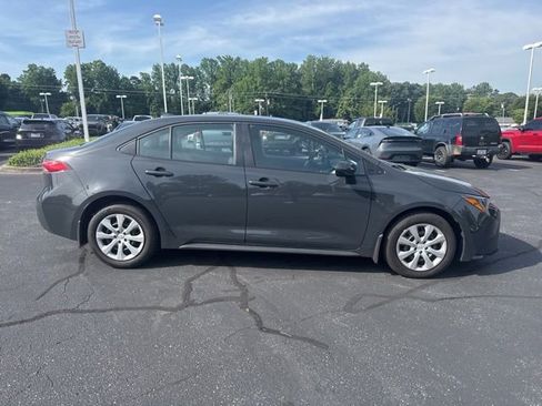 Used 2026 Toyota Corolla LE FWD image 2