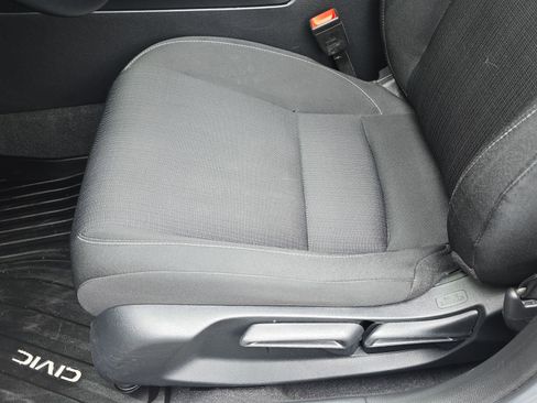Used 2023 Honda Civic EX image 29