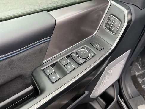 New 2026 Ford F250 Platinum image 15