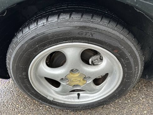 Used 2000 MAZDA MX-5 Miata RWD image 22