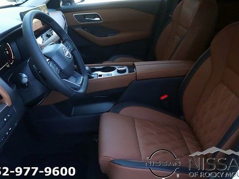 New 2026 Nissan Rogue Platinum w/ Platinum Premium Package AWD/4WD image 12