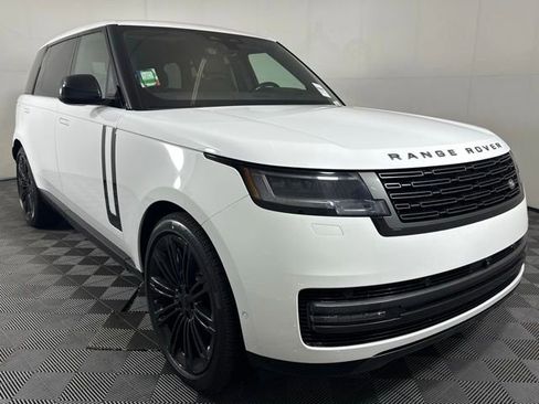 New 2026 Land Rover Range Rover Long Wheelbase SE image 10