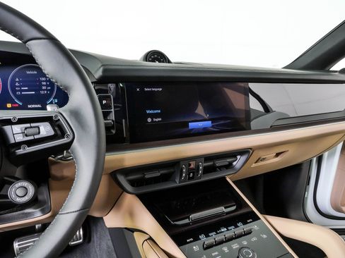 New 2026 Porsche Cayenne S AWD/4WD image 13