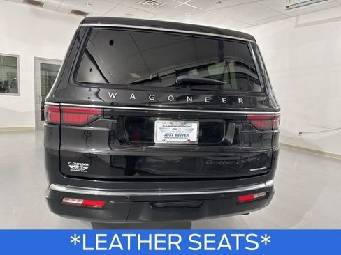 Used 2024 Jeep Wagoneer L Series II image 8