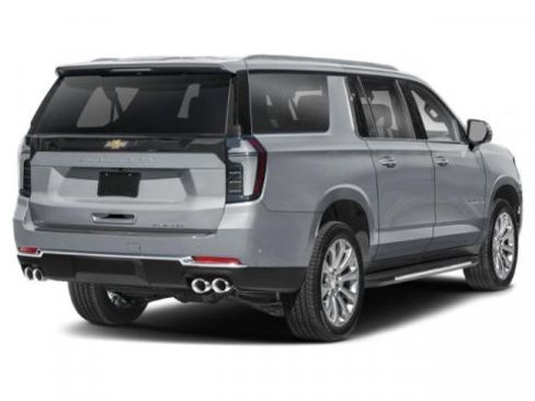New 2026 Chevrolet Suburban Premier image 2