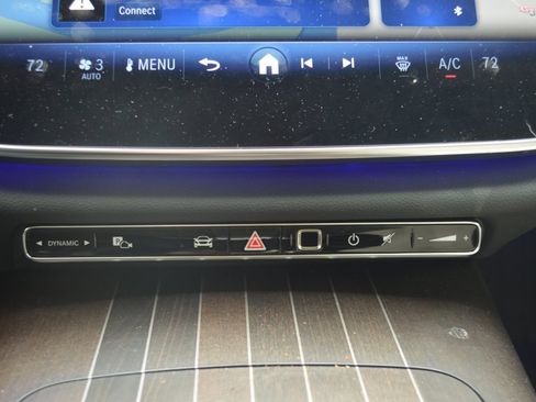 Used 2025 Mercedes-Benz E 350 Sedan image 26