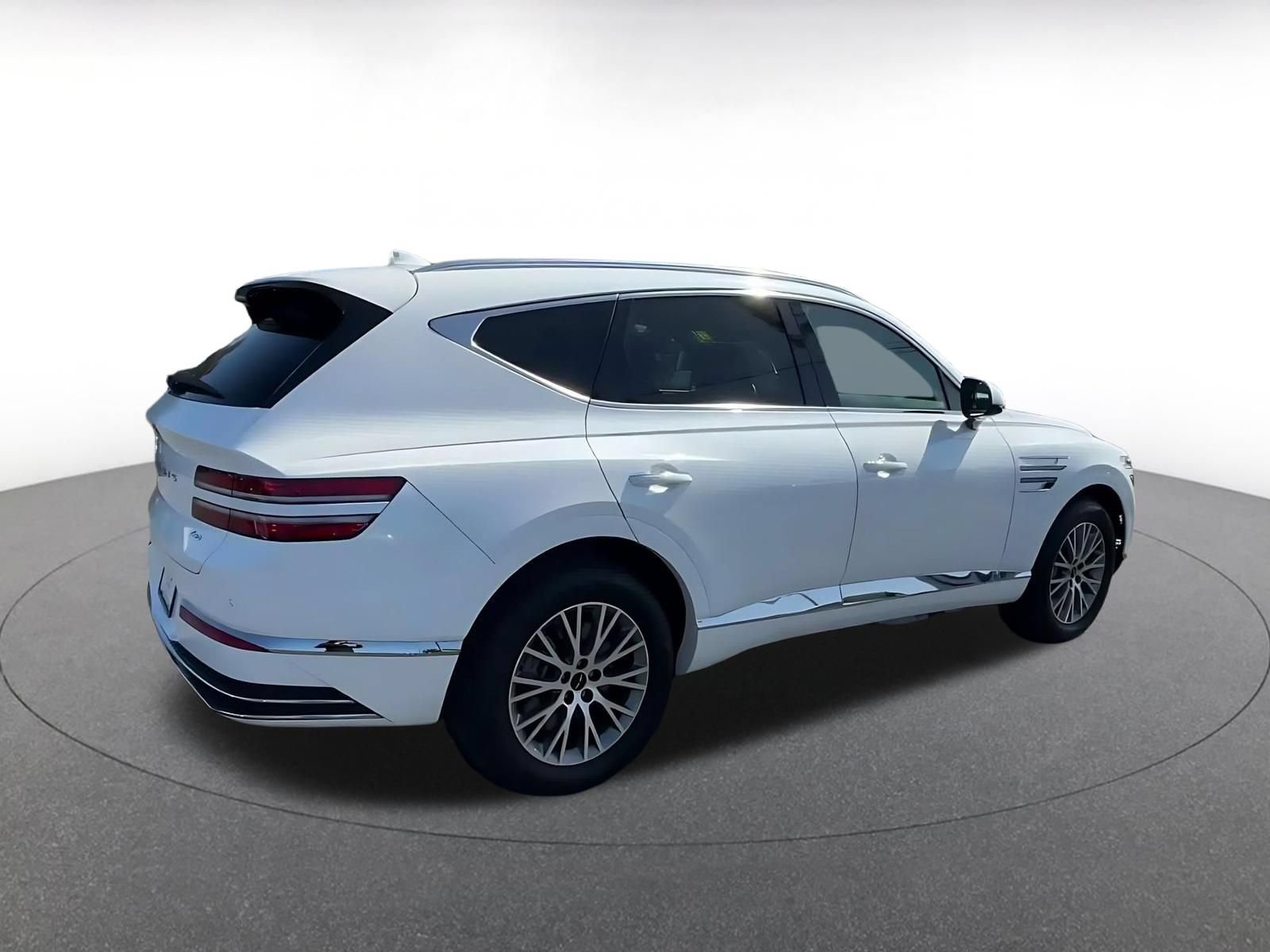 Used 2026 Genesis GV80 2.5T AWD/4WD image 13