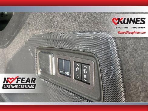 Used 2024 Cadillac Escalade ESV Sport Platinum w/ LPO, ONYX Package image 49