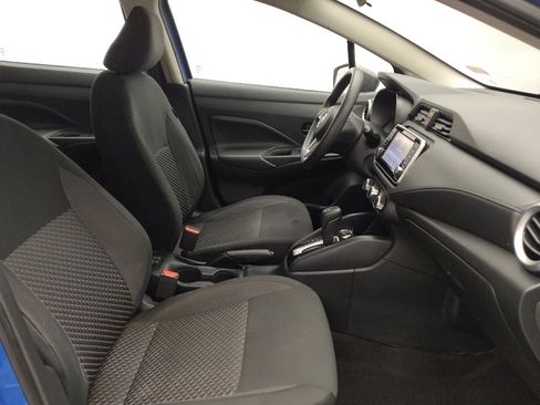 Used 2020 Nissan Versa S FWD image 21