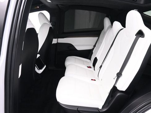 Used 2022 Tesla Model X AWD/4WD image 14