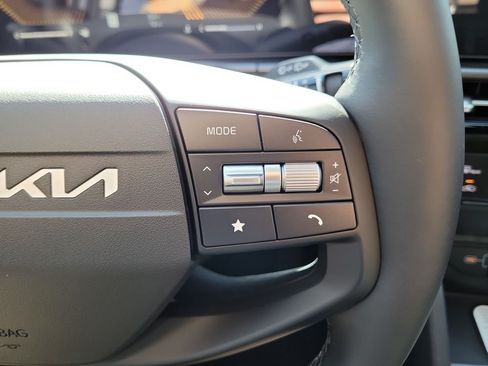 New 2026 Kia Sportage EX FWD image 27