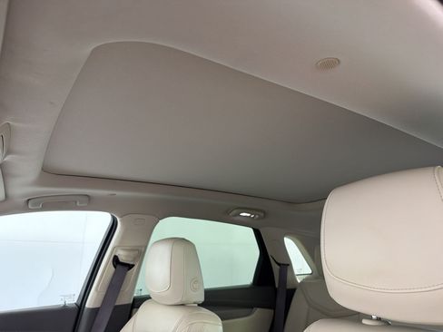 Used 2018 Cadillac XT5 Luxury w/ Driver Awareness Package FWD image 24