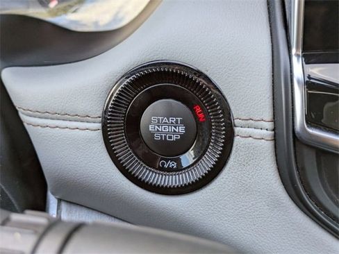 Used 2023 Jeep Compass Limited image 32