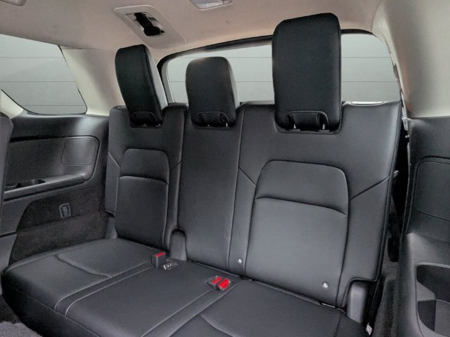 Certified 2026 Nissan Pathfinder SL FWD image 30