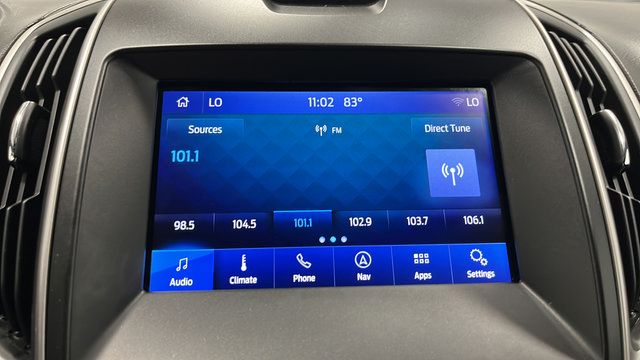 Used 2020 Ford Edge ST-Line w/ Cold Weather Package AWD/4WD image 27