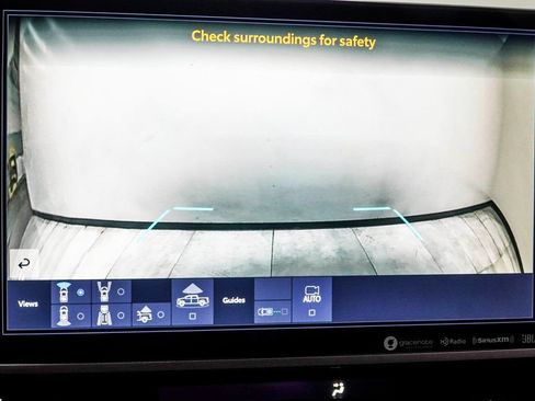 Used 2024 Toyota Tundra Limited AWD/4WD image 31