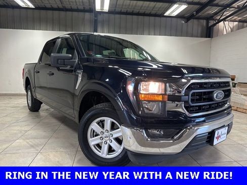 Used 2023 Ford F150 XLT image 1
