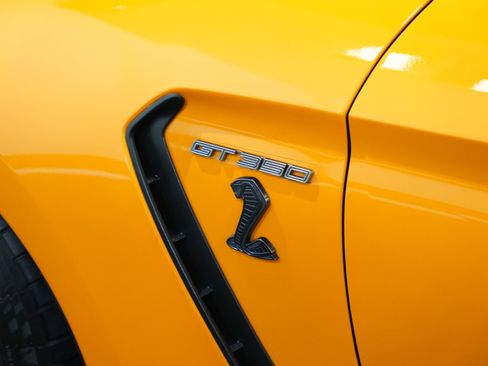 Used 2018 Ford Mustang Shelby GT350 image 20