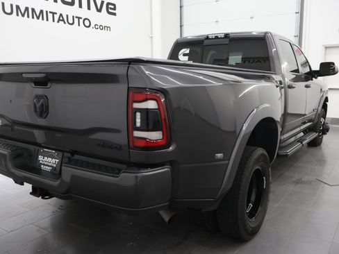Used 2021 RAM 3500 Laramie w/ Night Edition AWD/4WD image 4