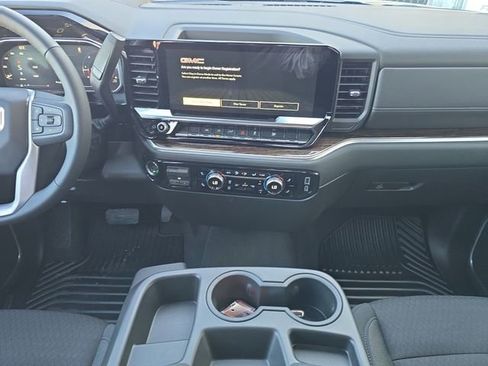 New 2026 GMC Sierra 1500 Elevation AWD/4WD image 13
